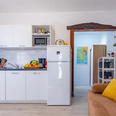 Masa Apartment