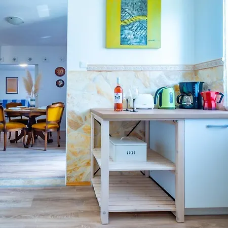 Apartment Masa *